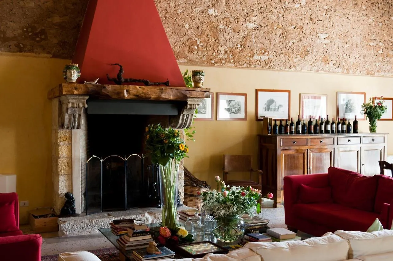 Dimora Del Piano - Wine Relais Villa Vittoria Italy